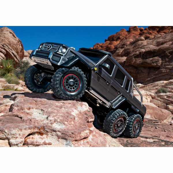 Traxxas TRX-6 Mercedes-Benz G63 6x6 Scale & Trail RTR RC Crawler - Image 3