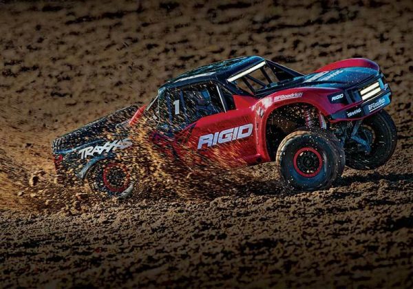 Traxxas Unlimited Desert Racer 4WD Brushless mit LEDs 6S 50+MPH Akku & Ladegerät COMBO - Image 6